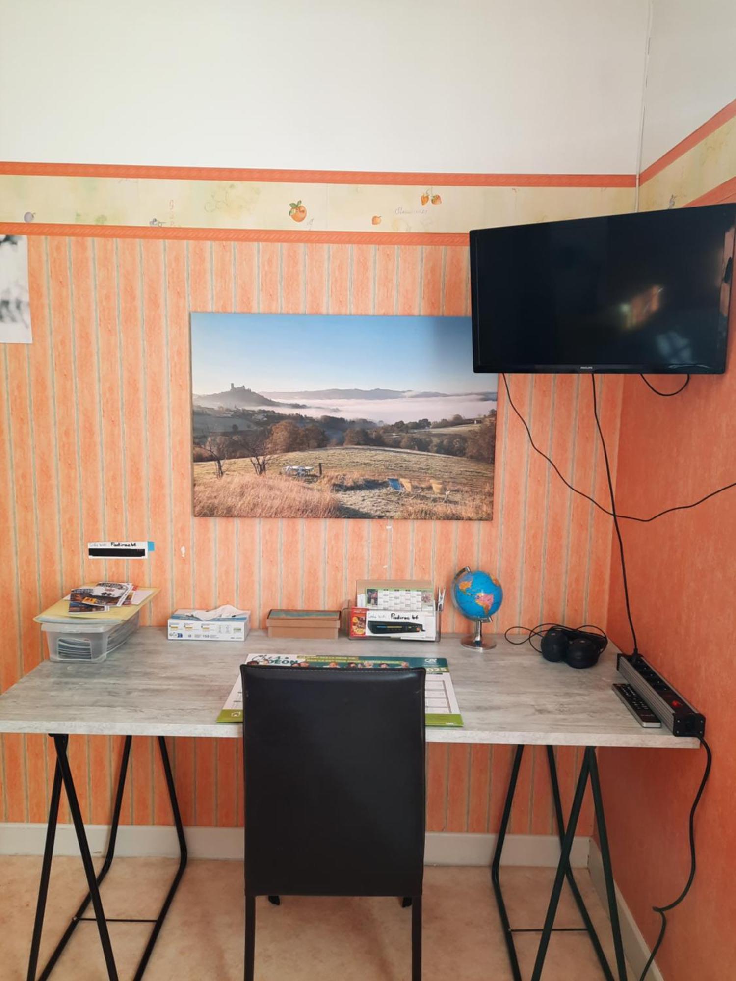 Les Coteaux De Planeze, Maison Et Jardin Dans Le Lot! Chambres Chez L'Habitant! Belmont-Bretenoux المظهر الخارجي الصورة